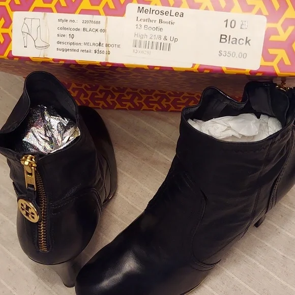 Tory Birch Leather Bootie. - Picture 5 of 7